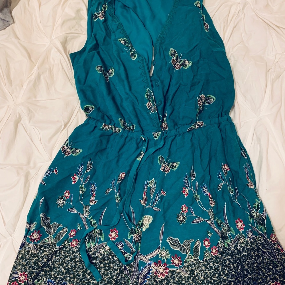 Floral print backless romper